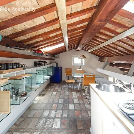Apartman Casa Alceo Pesaro